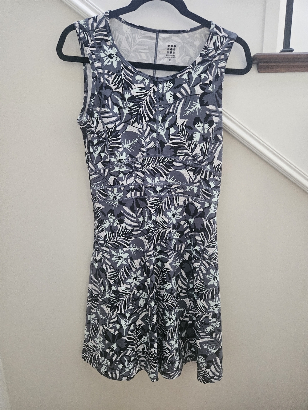 Title Nine Buttah Wrinkle Free Dress